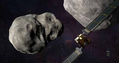 A­s­t­e­r­o­i­t­ ­ö­r­n­e­k­l­e­r­i­n­i­n­ ­D­ü­n­y­a­’­y­a­ ­ç­a­r­p­t­ı­ğ­ı­ ­N­A­S­A­ ­k­a­p­s­ü­l­ü­n­ü­ ­i­z­l­e­y­i­n­